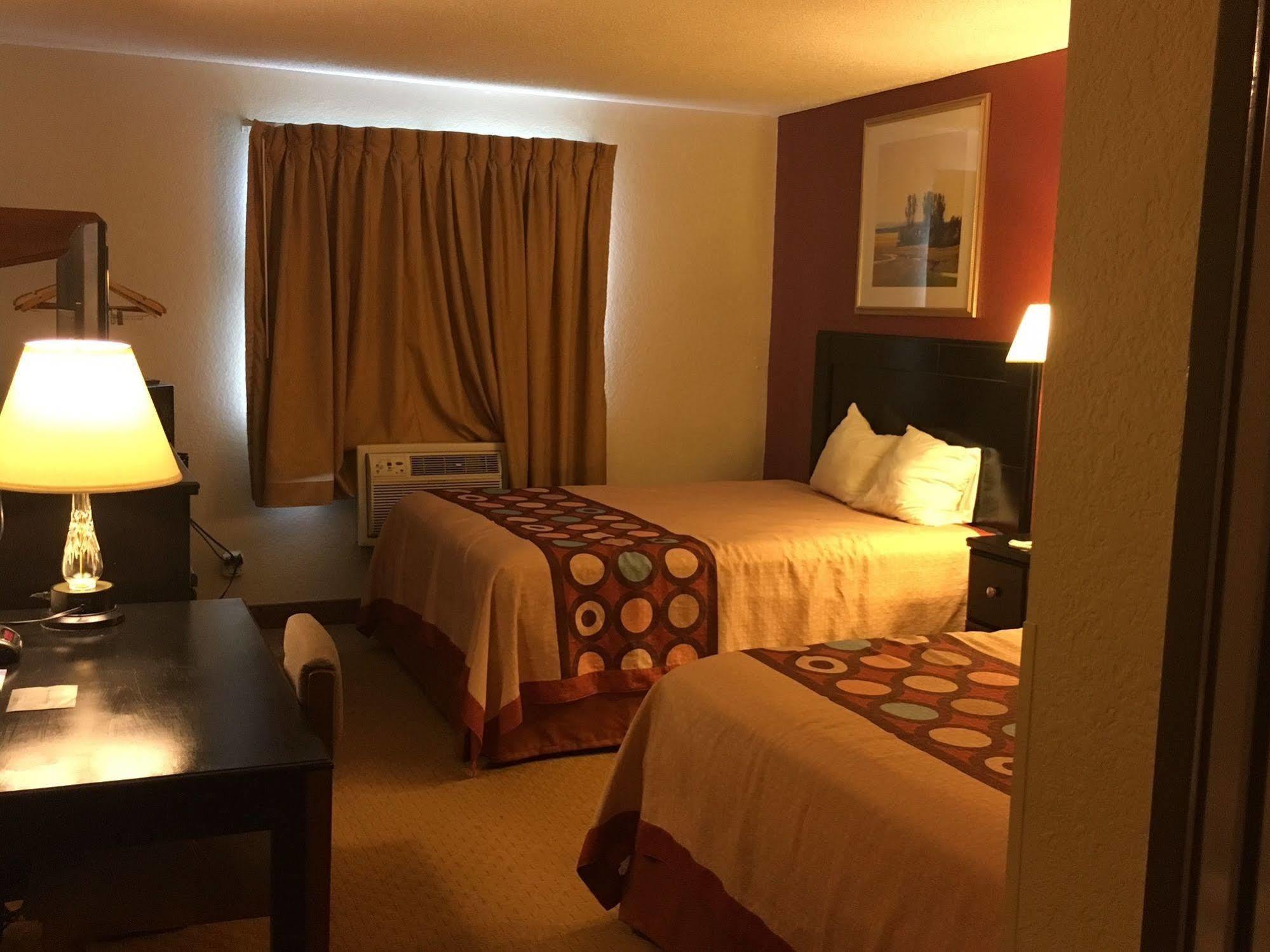 Super 8 By Wyndham